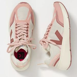 COPY - Veja Condor 2 Sneakers in Petal Size 38